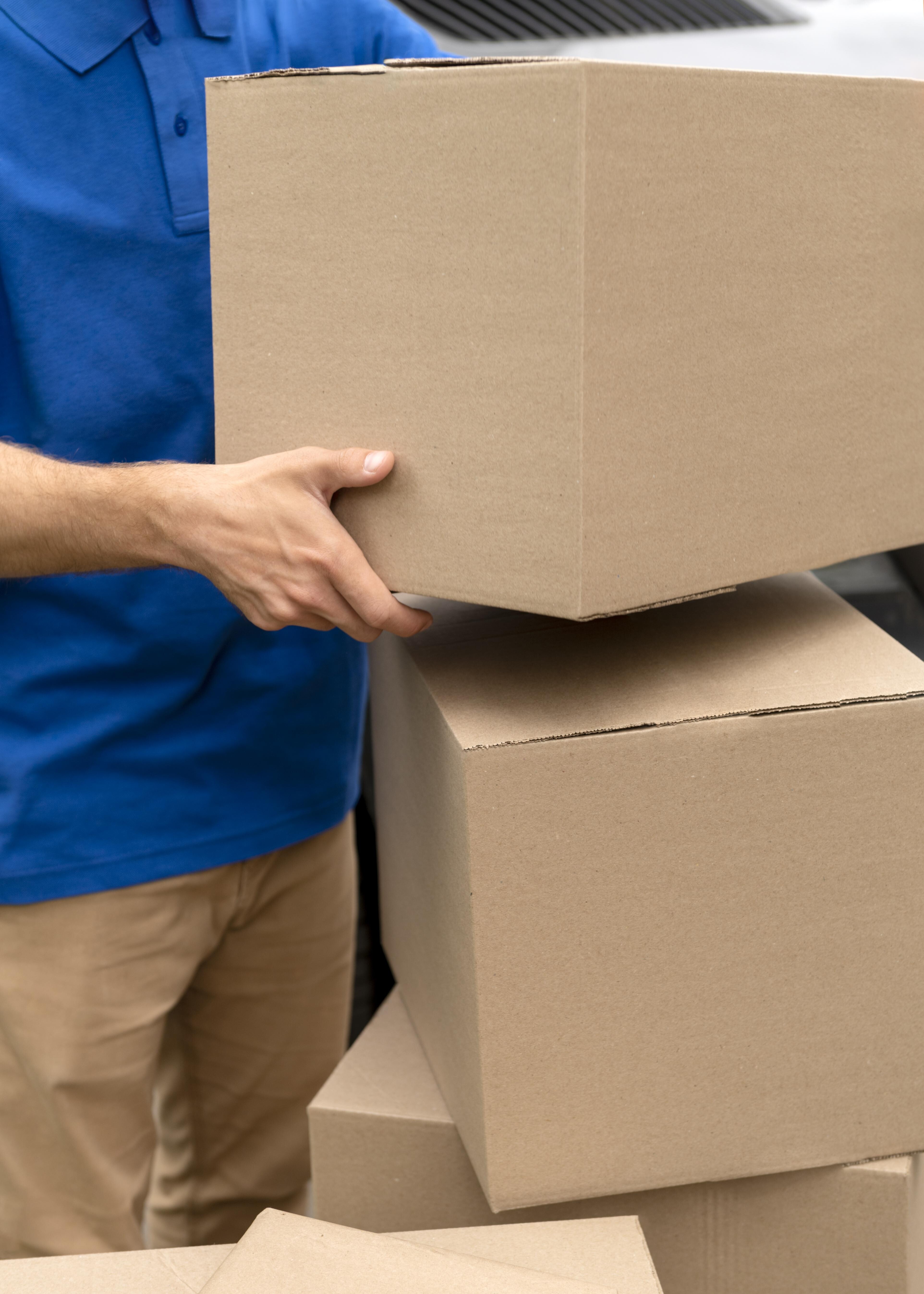How Are E-Commerce Boxes Made?